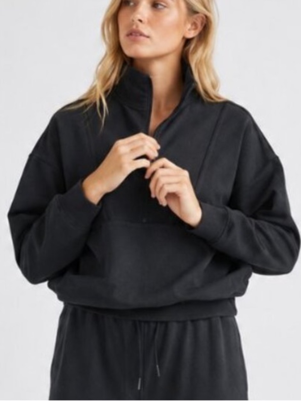 New! Richer Poorer Women's Black Terry Half Zip-Up Pullover Large 39621